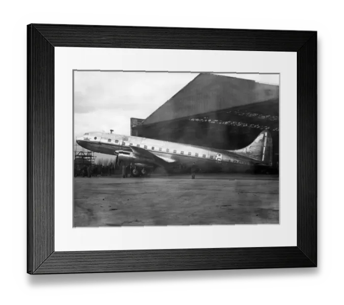 Framed Print : The first prototype Avro Tudor 2 G-ASSU at Woodford Framed Print : The first prototype Avro Tudor 2 G-ASSU at Woodford