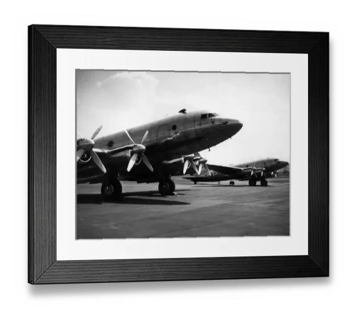 Framed Print : Avro Tudor 4 G-AHNK Star Lion of BSa and Tudor 1 G-AGRK Framed Print : Avro Tudor 4 G-AHNK Star Lion of BSa and Tudor 1 G-AGRK