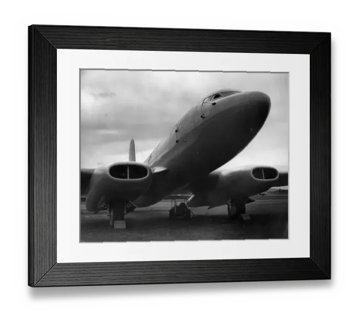 Framed Print : Avro Tudor 8 VX195 at Farnborough in 1948 Framed Print : Avro Tudor 8 VX195 at Farnborough in 1948