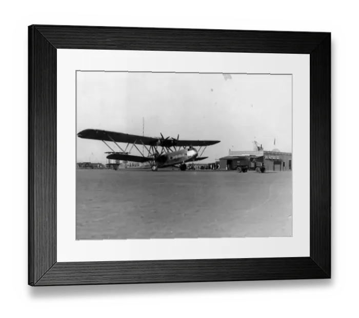 Framed Print : Handley Page HP42E G-aUD Hanno at Karachi Framed Print : Handley Page HP42E G-aUD Hanno at Karachi