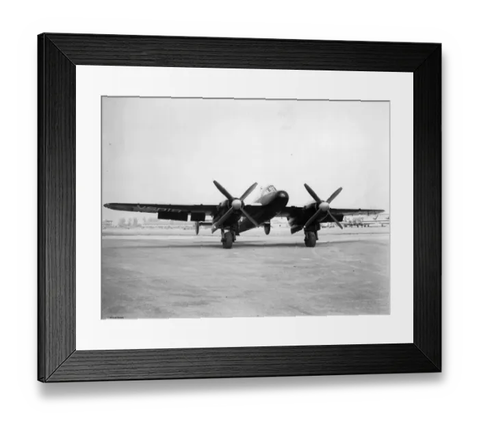 Framed Print : Bristol Brigand Met 3 VS819 at Filton in 1948 Framed Print : Bristol Brigand Met 3 VS819 at Filton in 1948
