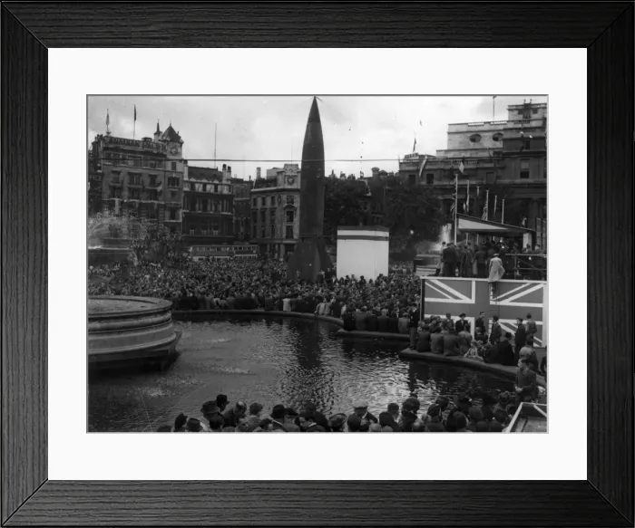 Framed Print : A V2 on display in Trafalgar Square Framed Print : A V2 on display in Trafalgar Square