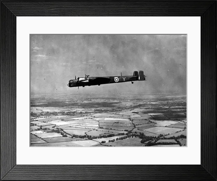 Framed Print : Armstrong Whitworth Whitley V Framed Print : Armstrong Whitworth Whitley V