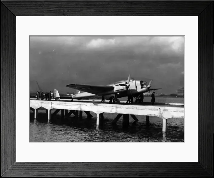 Framed Print : Handley Page HP53 Hereford L7271 prototype Framed Print : Handley Page HP53 Hereford L7271 prototype