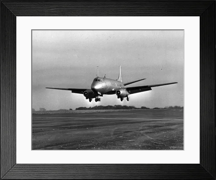 Framed Print : Vickers Viscount 663 VX217 Framed Print : Vickers Viscount 663 VX217
