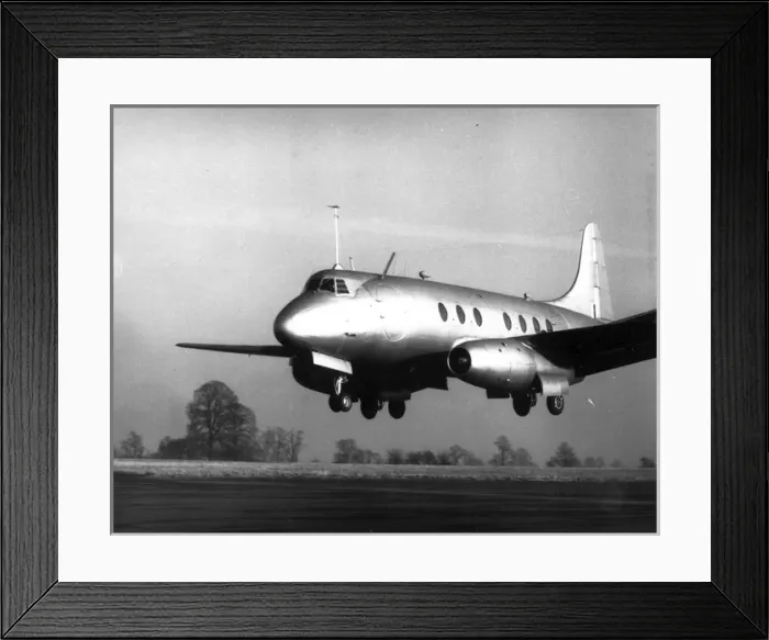 Framed Print : Vickers Viscount 663 VX217 Framed Print : Vickers Viscount 663 VX217