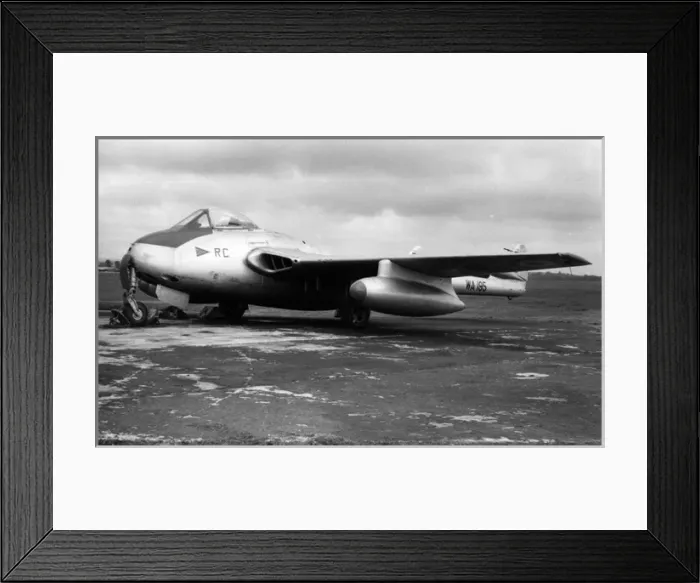 Framed Print : de Havilland Vampire FB5 WA195 Framed Print : de Havilland Vampire FB5 WA195
