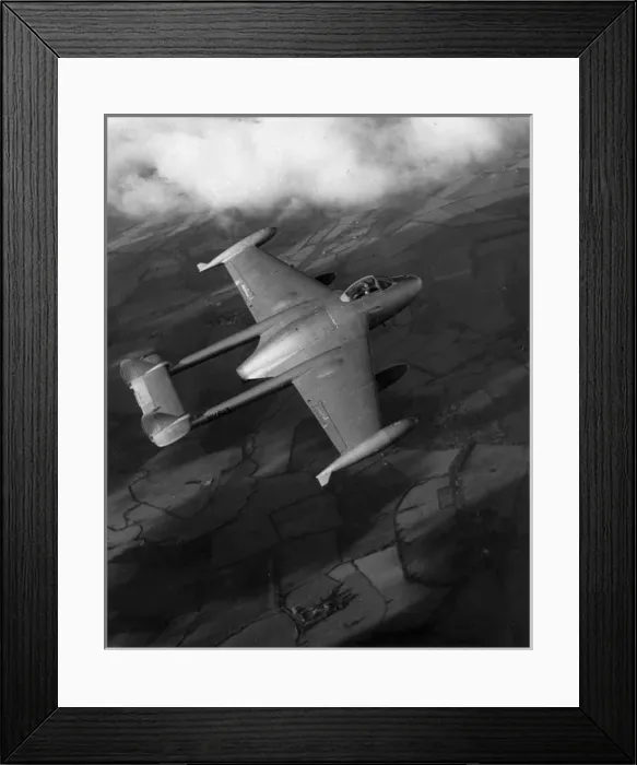 Framed Print : Second prototype de Havilland Venom VV613 Framed Print : Second prototype de Havilland Venom VV613