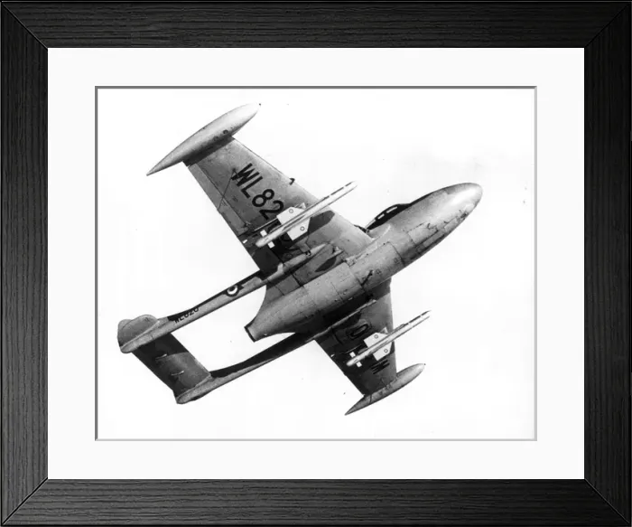 Framed Print : de Havilland Venom NF2 WL820 Framed Print : de Havilland Venom NF2 WL820