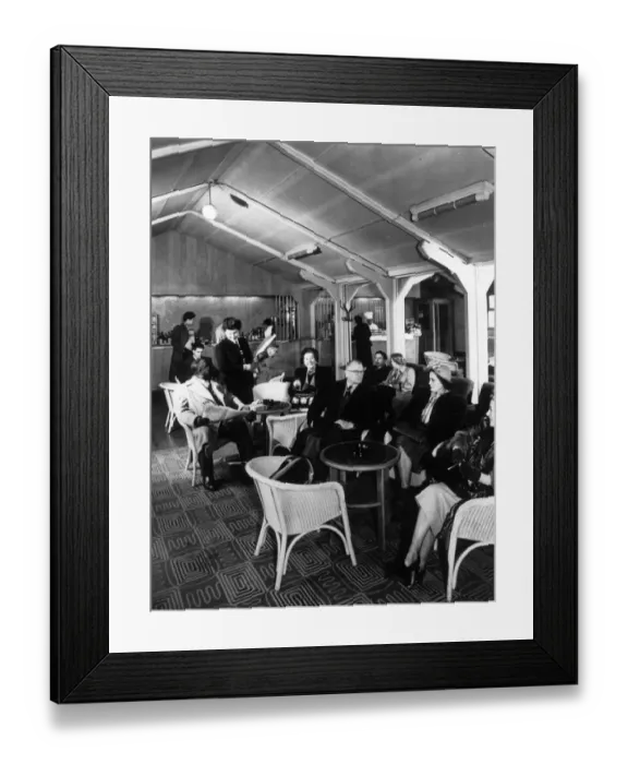 Framed Print : The Departure Lounge at Heathrow Airport c 1951 Framed Print : The Departure Lounge at Heathrow Airport c 1951