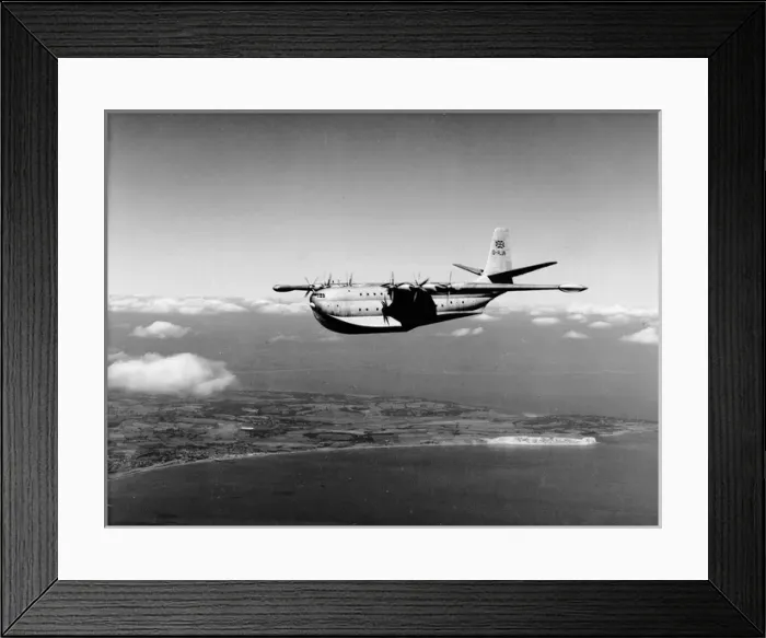 Framed Print : Saunders-Roe SR45 Princess G-ALUN in the air Framed Print : Saunders-Roe SR45 Princess G-ALUN in the air