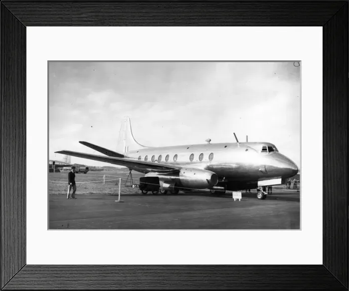 Framed Print : Vickers Viscount 663 VX217 Framed Print : Vickers Viscount 663 VX217