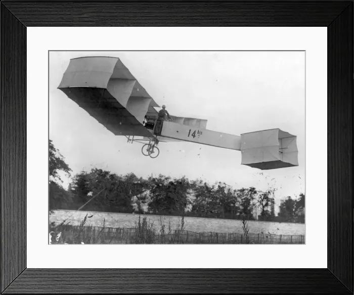 Framed Print : Santos-Dumont 14bis first flight in Europe 1906 Framed Print : Santos-Dumont 14bis first flight in Europe 1906