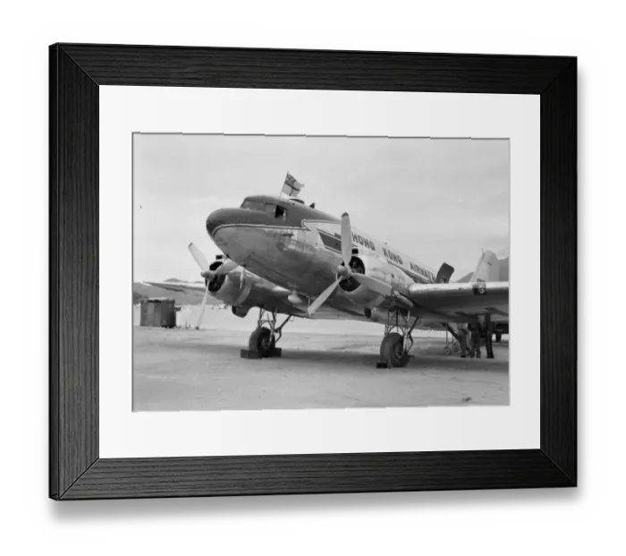 Framed Print : Douglas DC-3 VR-HDN of Hong Kong Airways Framed Print : Douglas DC-3 VR-HDN of Hong Kong Airways