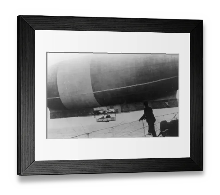 Framed Print : The airship America taken from the Farm Framed Print : The airship America taken from the Farm