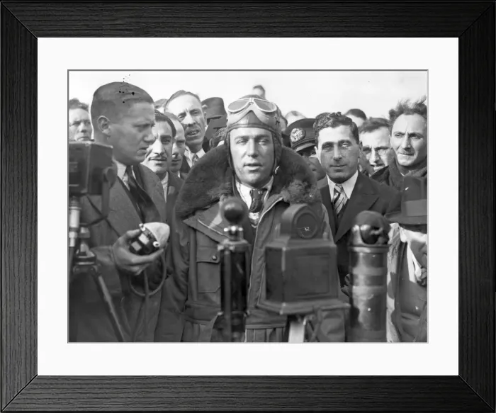 Framed Print : Jim Mollison talking to the press at Croydon Aerodrome Framed Print : Jim Mollison talking to the press at Croydon Aerodrome