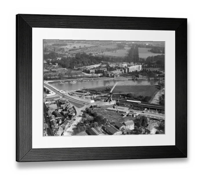 Framed Print : Avro 671 Cierva C30A G-ACWO over Hampton Court Framed Print : Avro 671 Cierva C30A G-ACWO over Hampton Court