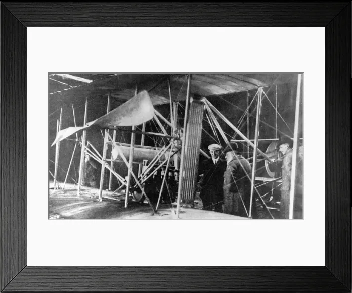 Framed Print : Wilbur Wright explaining the technicalities of his aircraft Framed Print : Wilbur Wright explaining the technicalities of his aircraft