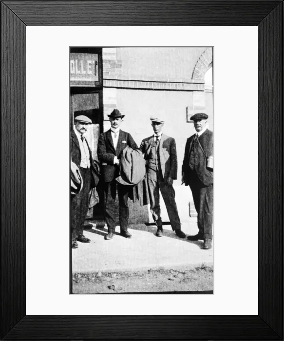 Framed Print : Major Baden-Powell, H Rolls, Wilbur Wright, Frank Hedges But Framed Print : Major Baden-Powell, H Rolls, Wilbur Wright, Frank Hedges But