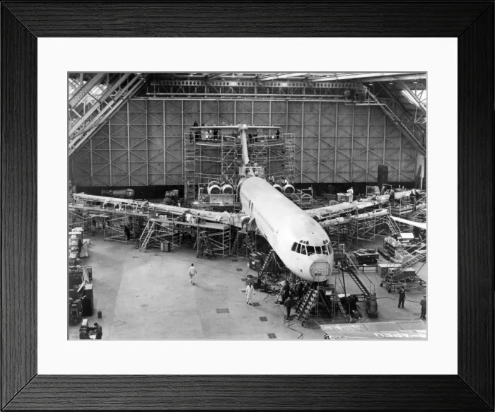 Framed Print : The first Vickers VC10 G-ARTA Framed Print : The first Vickers VC10 G-ARTA