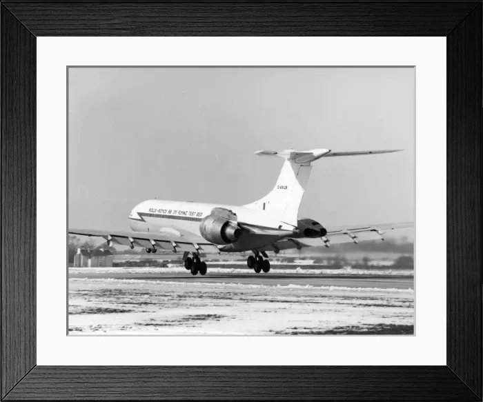 Framed Print : Vickers VC10 G-AXLR used a testbed Framed Print : Vickers VC10 G-AXLR used a testbed