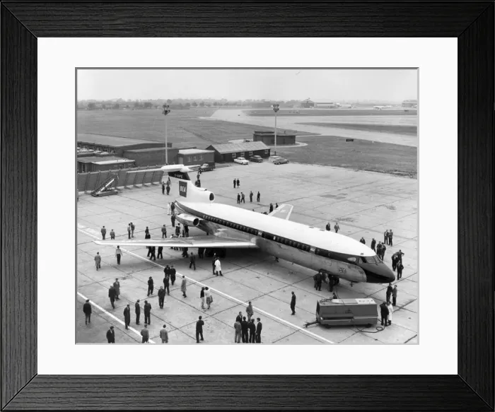 Framed Print : de Havilland / Hawker Siddeley DH / HS121 Trident 1C G-ARPE Framed Print : de Havilland / Hawker Siddeley DH / HS121 Trident 1C G-ARPE