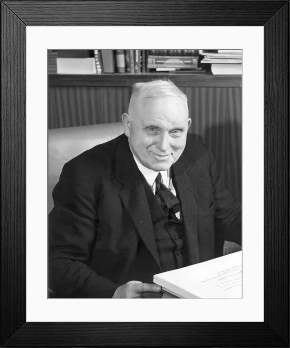 Framed Print : Sir James Martin CBE CEng HonFRAeS (1893-1981) Framed Print : Sir James Martin CBE CEng HonFRAeS (1893-1981)
