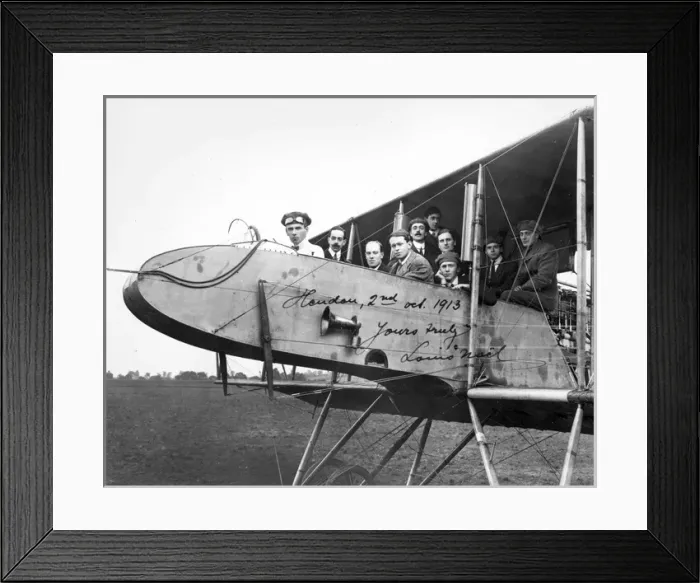 Framed Print : Pilot Louis Noel in the Grahame-White Type 10 Charabanc Framed Print : Pilot Louis Noel in the Grahame-White Type 10 Charabanc