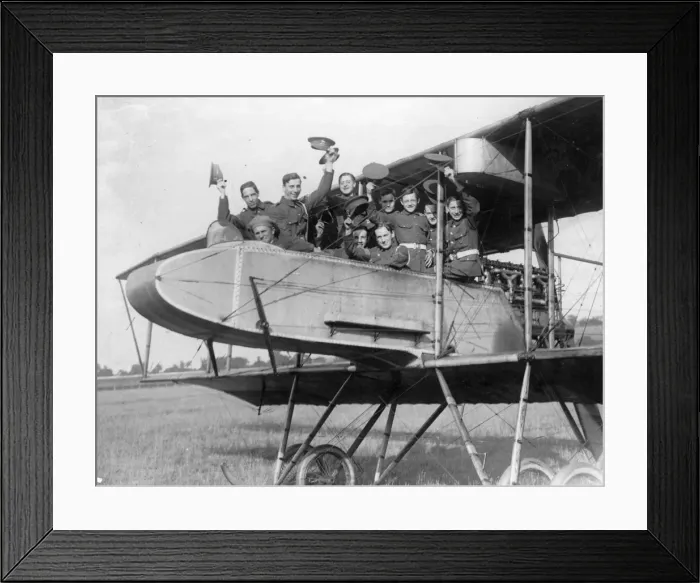 Framed Print : Grahame-White Type 10 Charabanc Framed Print : Grahame-White Type 10 Charabanc