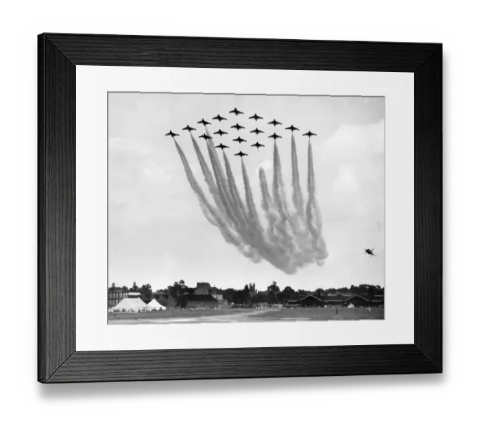 Framed Print : 18 Hawker Hunters of 111 Squadron at Farnborough Air Show Framed Print : 18 Hawker Hunters of 111 Squadron at Farnborough Air Show