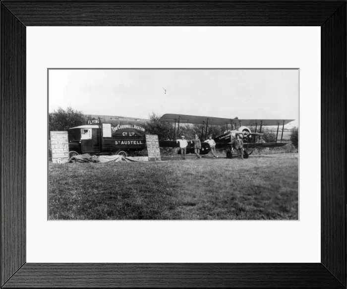 Framed Print : Avro 504K being used for joyriding in 1925 Framed Print : Avro 504K being used for joyriding in 1925