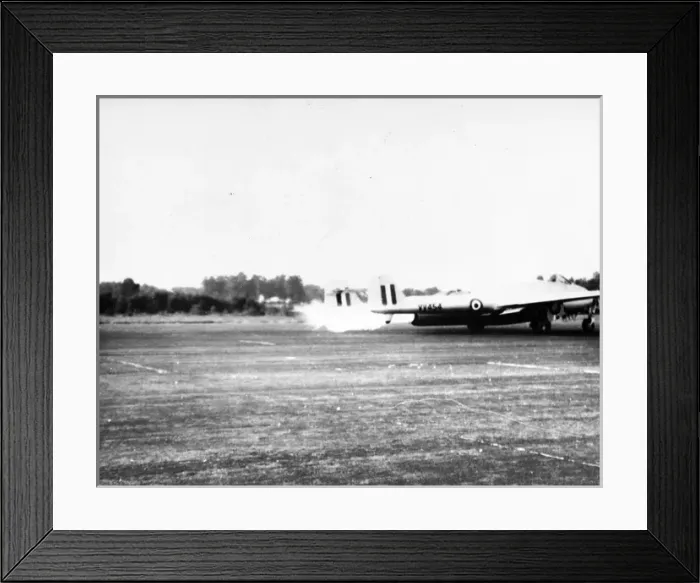 Framed Print : de Havilland Vampire FB5 VV454 Framed Print : de Havilland Vampire FB5 VV454