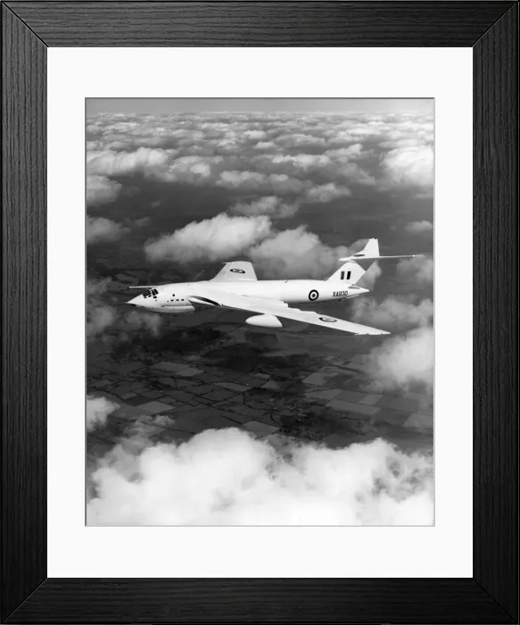 Framed Print : Handley Page Victor B1 XA930 Framed Print : Handley Page Victor B1 XA930