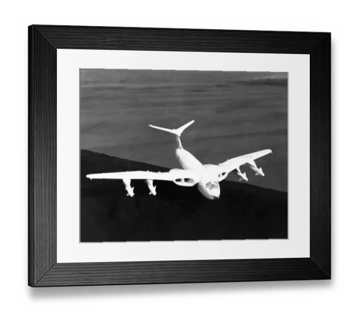 Framed Print : Proposed Handley Page HP114 Victor Phase 6-missile cruiser Framed Print : Proposed Handley Page HP114 Victor Phase 6-missile cruiser