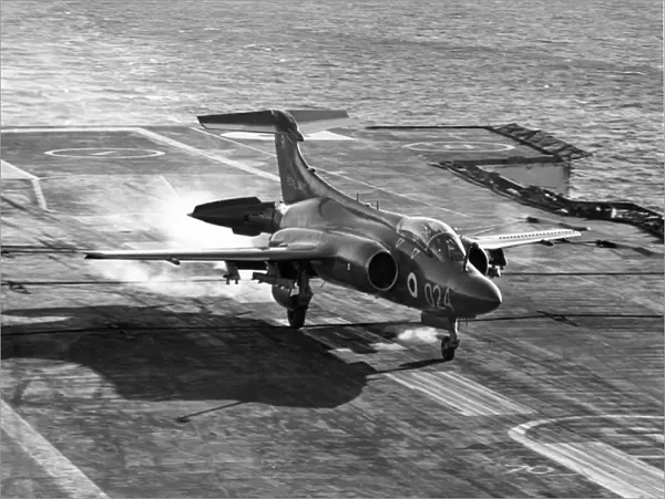 Hawker Siddeley Buccaneer S2 of the Royal Navy lands