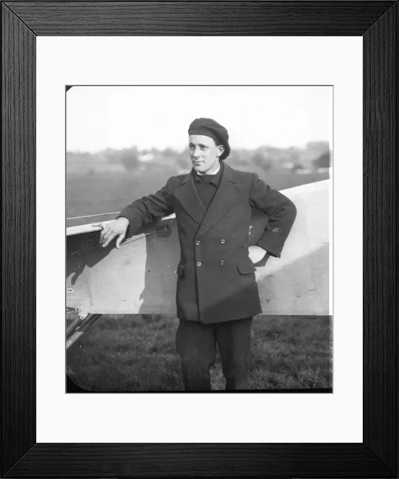 Framed Print : Harry George Hawker 1889-1921 Framed Print : Harry George Hawker 1889-1921