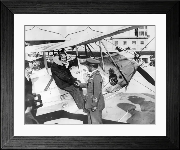 Framed Print : Jean Batten on her arrival in Rome Framed Print : Jean Batten on her arrival in Rome