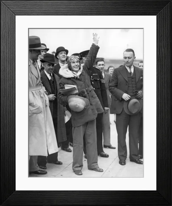 Framed Print : Jean Batten on her arrival at Croydon Framed Print : Jean Batten on her arrival at Croydon