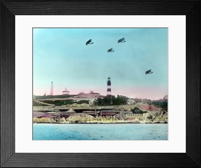 Framed Print : A view of Plymouth Hoe from the sea Framed Print : A view of Plymouth Hoe from the sea