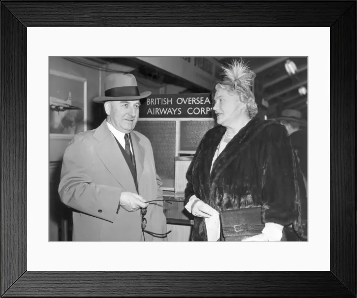 Framed Print : Sir Alan and Lady Cobham in the departure lounge Framed Print : Sir Alan and Lady Cobham in the departure lounge