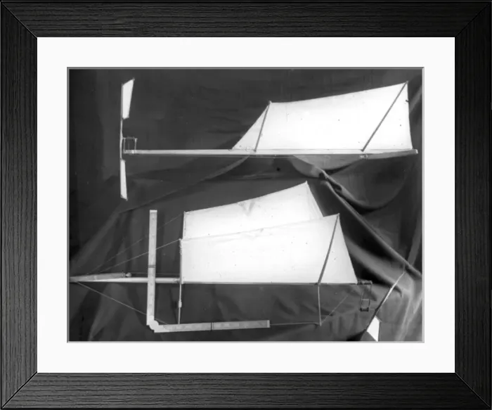 Framed Print : Bow and stern screw dihedral angle machines Framed Print : Bow and stern screw dihedral angle machines
