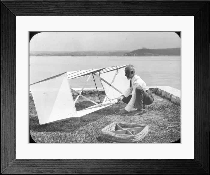 Framed Print : Hargrave with I-celled kite Framed Print : Hargrave with I-celled kite