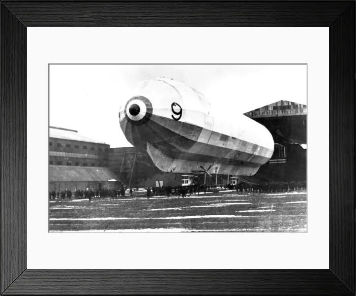 Framed Print : Airship R9 Framed Print : Airship R9