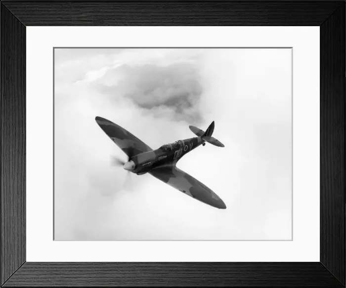 Framed Print : Supermarine Spitfire TRIX ML407 Framed Print : Supermarine Spitfire TRIX ML407