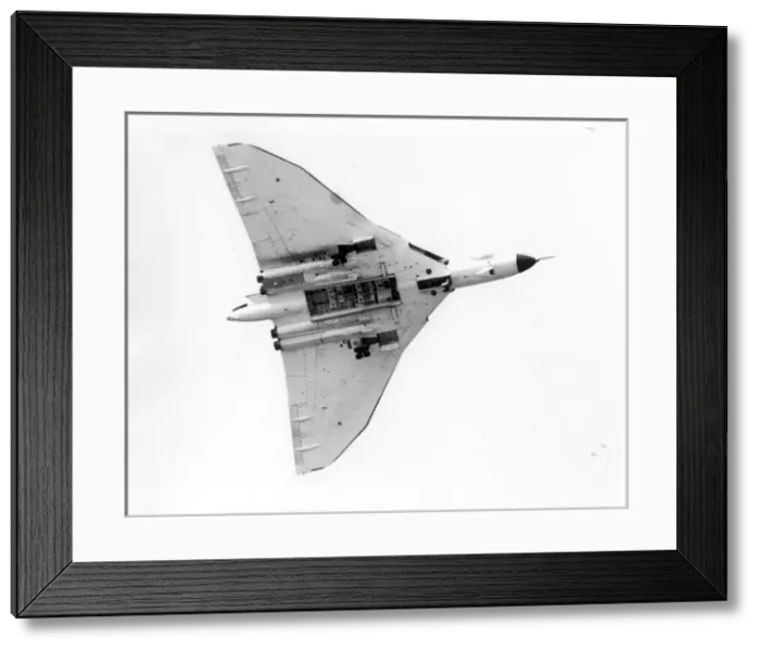 Framed Print : Avro Vulcan B2 Framed Print : Avro Vulcan B2