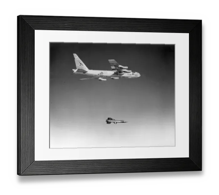 Framed Print : North American X-15 56-6670 drops away Framed Print : North American X-15 56-6670 drops away