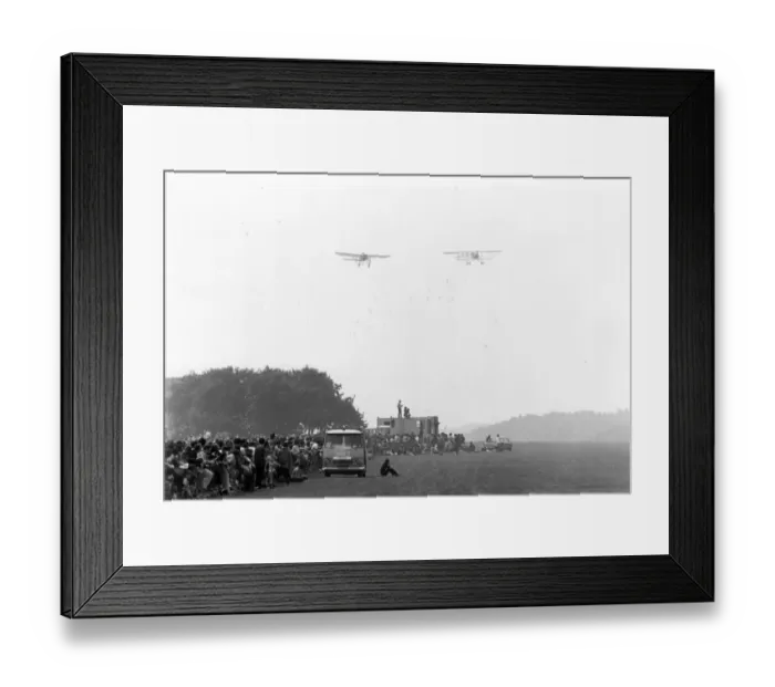 Framed Print : Bleriot XI (left) Framed Print : Bleriot XI (left)