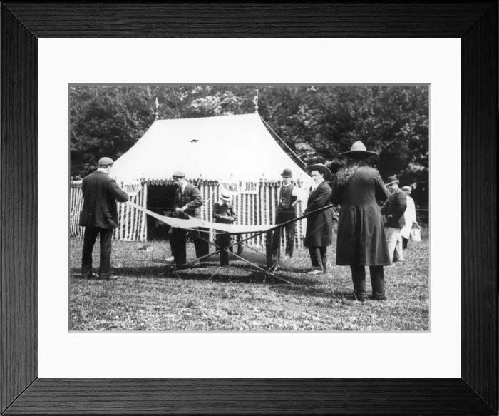 Framed Print : Samuel Cody adjusting black kite at the Findon Framed Print : Samuel Cody adjusting black kite at the Findon