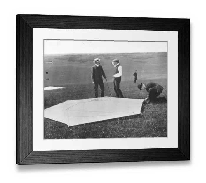 Framed Print : A Baden-Powell kite at the Findon International Kite Comp Framed Print : A Baden-Powell kite at the Findon International Kite Comp