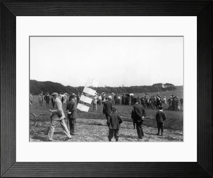 Framed Print : S H R Salmons multiple celled rhomboidal kite Framed Print : S H R Salmons multiple celled rhomboidal kite